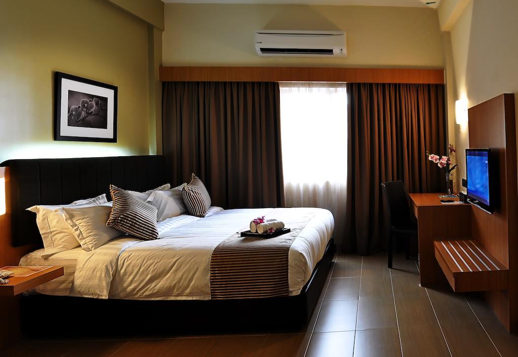 Bendahara Hotel @ Malacca City Kültér fotó