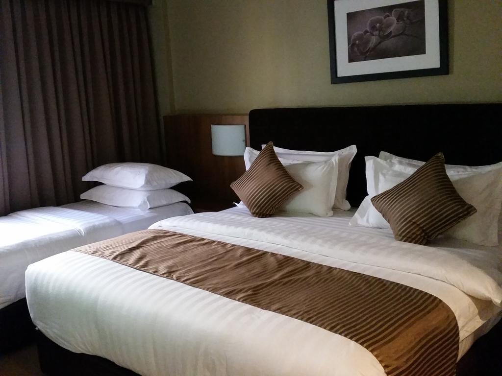 Bendahara Hotel @ Malacca City Kültér fotó