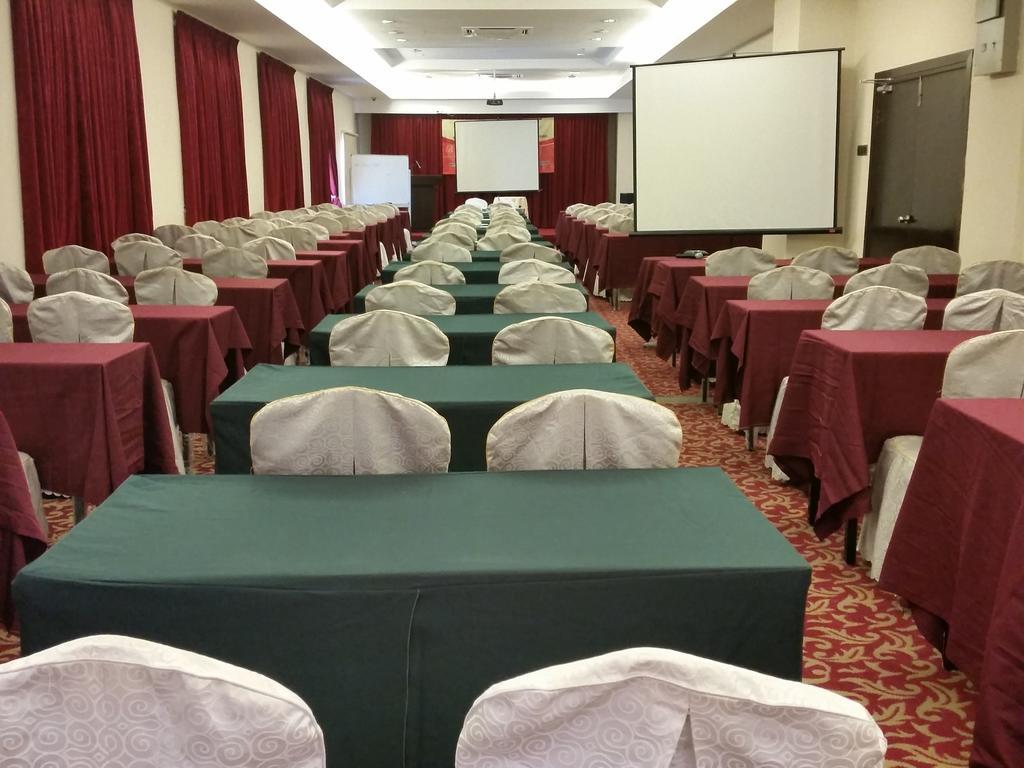 Bendahara Hotel @ Malacca City Kültér fotó