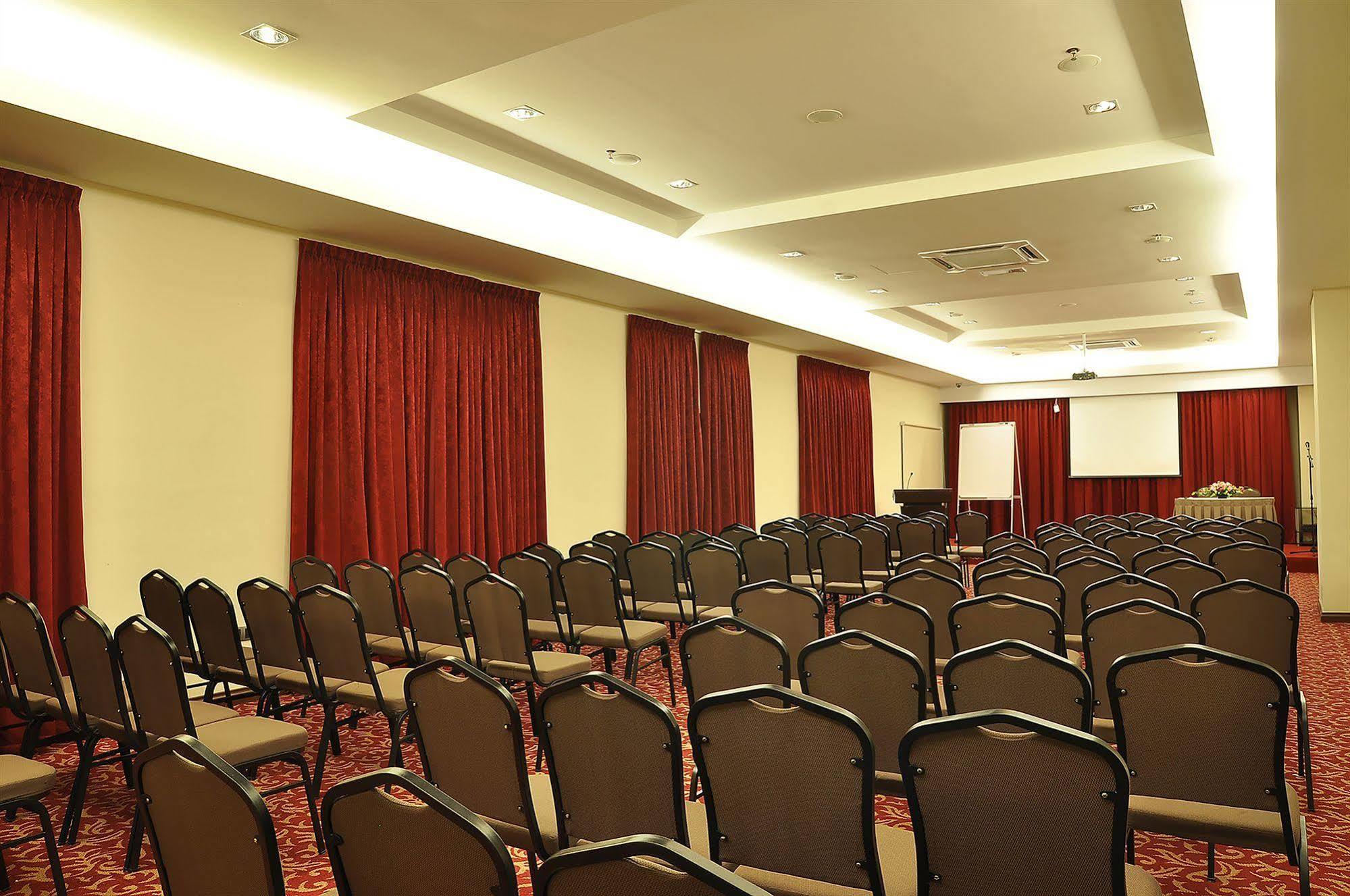 Bendahara Hotel @ Malacca City Kültér fotó