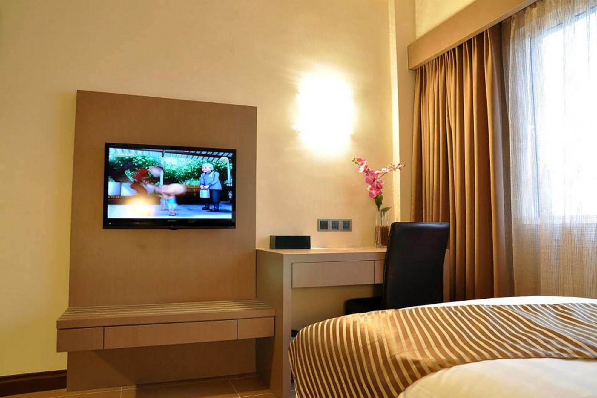 Bendahara Hotel @ Malacca City Kültér fotó